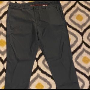 Lululemon Men’s 40 “Commissioner” Pants like new
